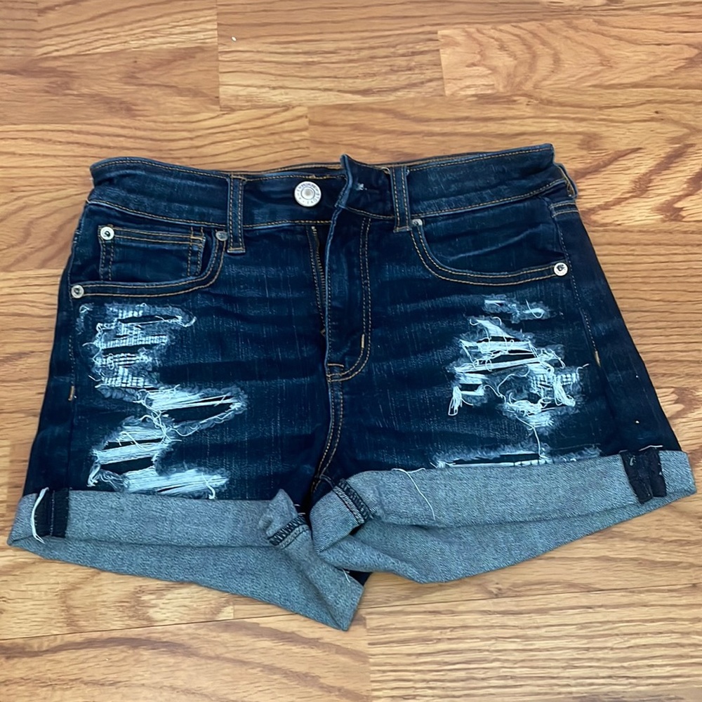 never worn american eagle shorts